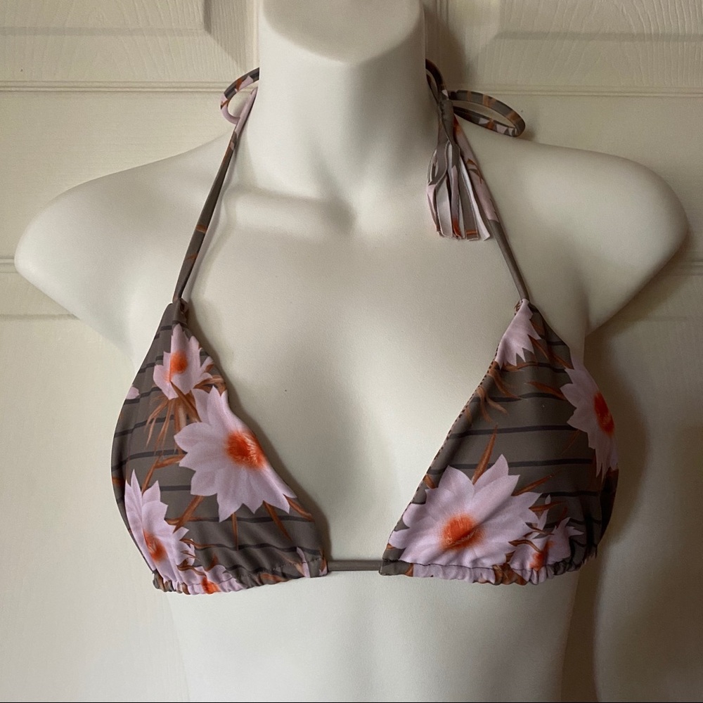 ❌SOLD‼️Acacia Humuhumu Top - Dragon Stripe